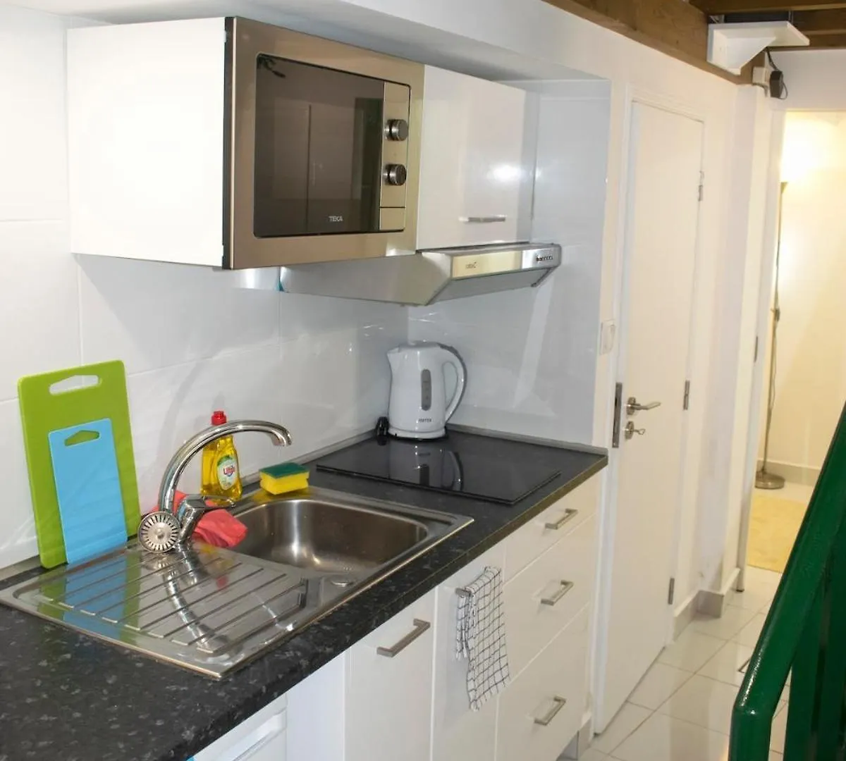 Alfama 51 Duplex Apartment In The Heart Of Alfama Lisbon 0*,  Portugal